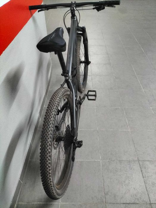 BTT X caliber 8 2021