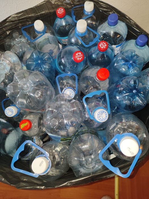 Бутылки пластиковые тара пластик ПЭТ бутилки