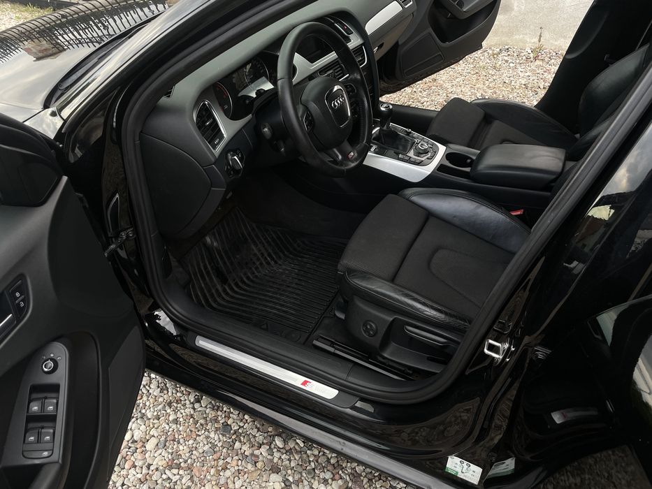Audi A4 b8 2.0TDI  S line
