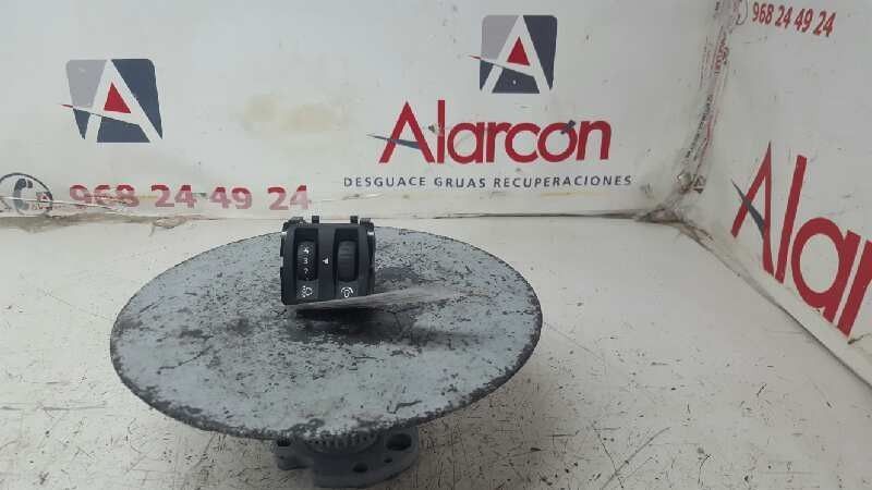 CONTROLE DE AJUSTE DE LUZES RENAULT CLIO IV EXPRESSION