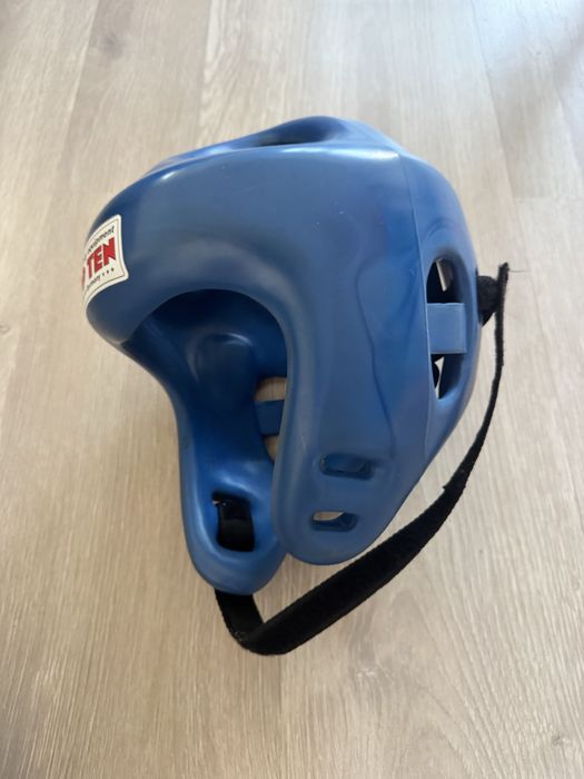 Vendo capacete Kickboxing Top Ten de competição oficial WAKO