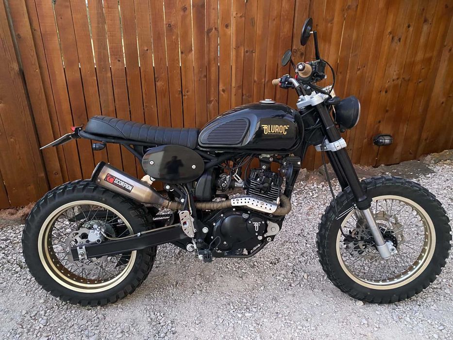 Moto Bullit - Bluroc Hero 125