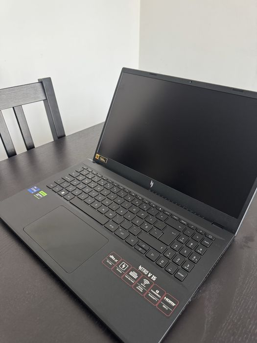Portátil Acer Nitro V15 com ecrã FHD IPS de 15,6 polegadas