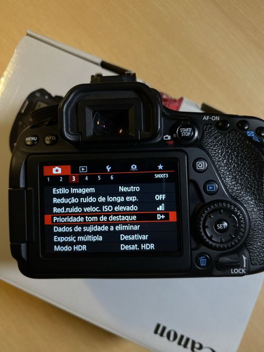 Canon 80D + lentes e acessorios