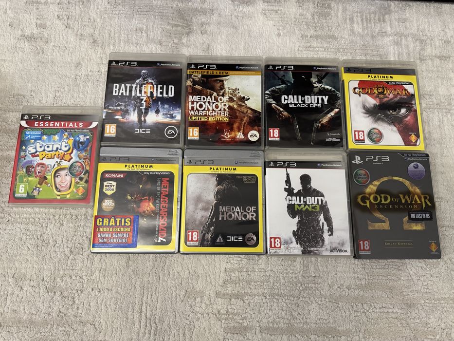 Ps3 com comandos, camera e 10 jogos
