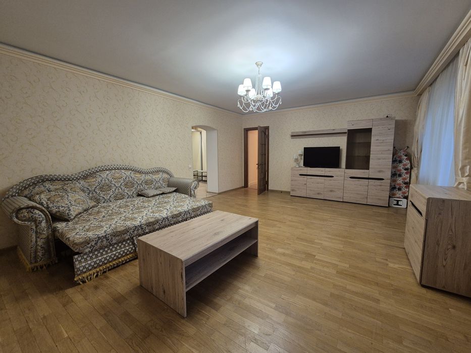Оренда 3к квартири вул. Білоруська 15б