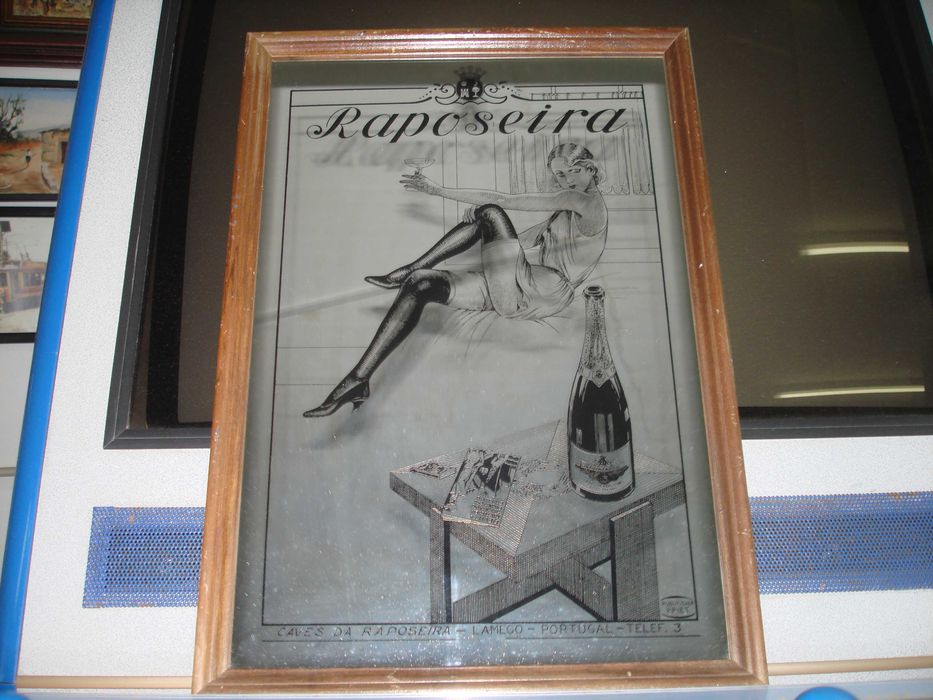 publicitario espelhado Raposeira