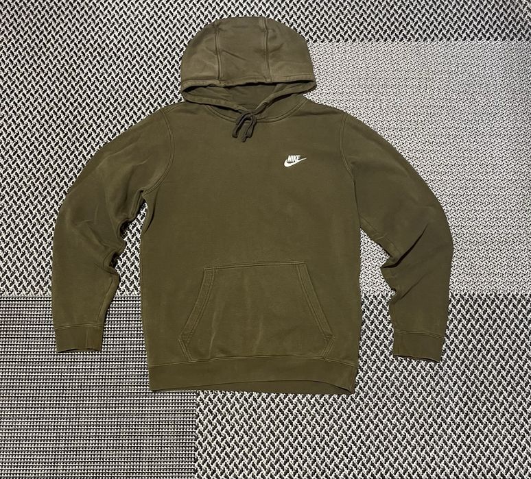 Худи nike хакі.