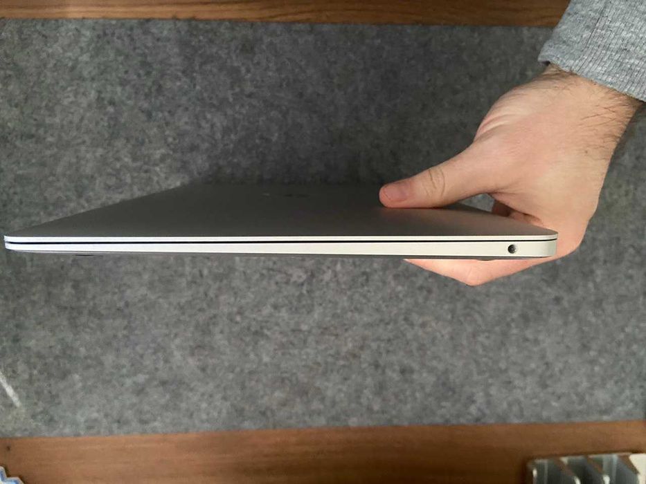 Apple MacBook Air 13.3" M1 8/256GB 2020 Space Gray