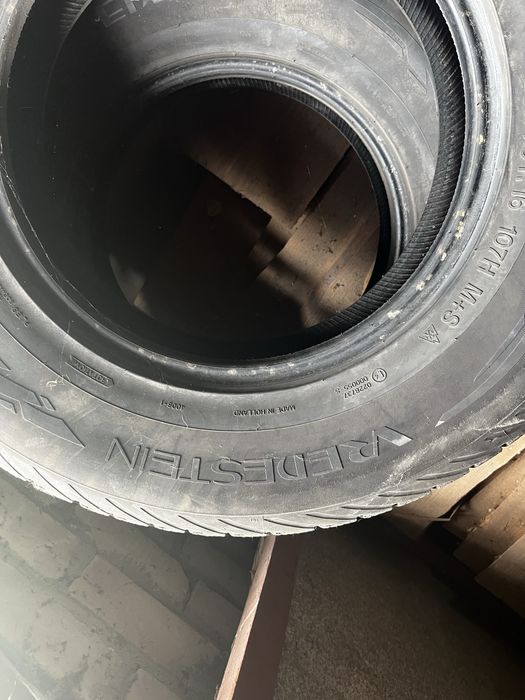 Шини Vredestone 245/70R16 -2 шт. зима
