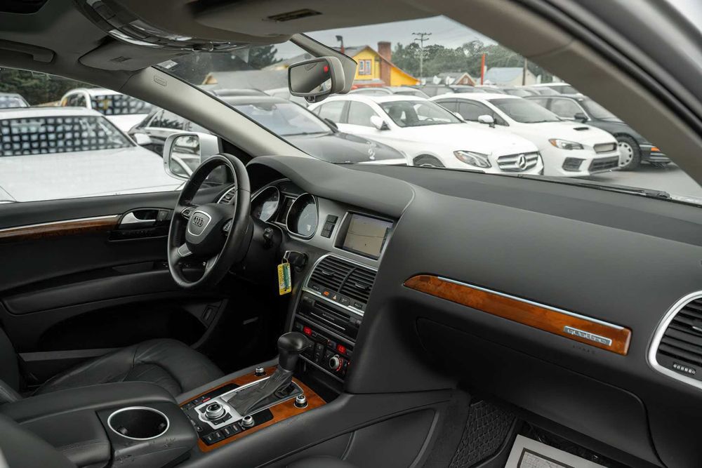 Audi Q7 quattro Premium Plus      2013