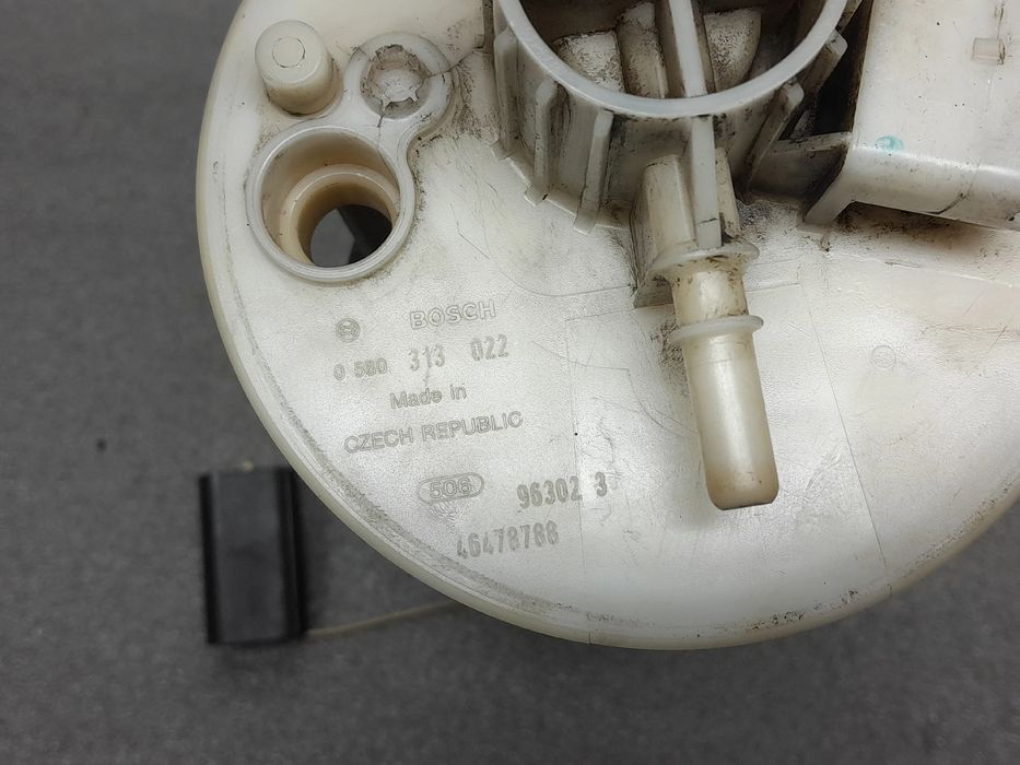 Bomba de combustível ALFA ROMEO 146 (930_)