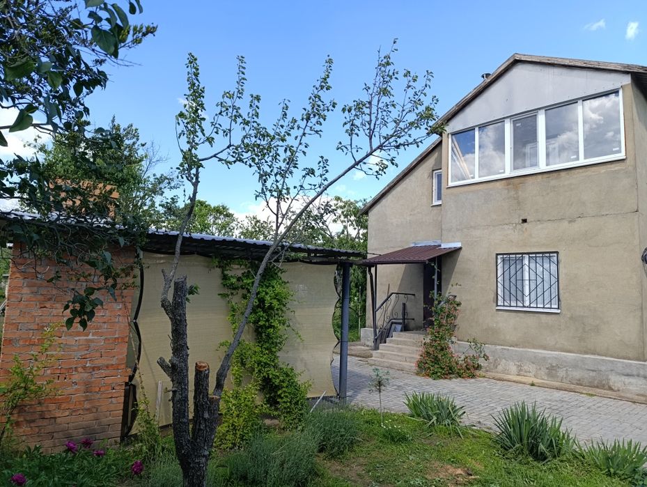 Продається дім в дачному кооперативі