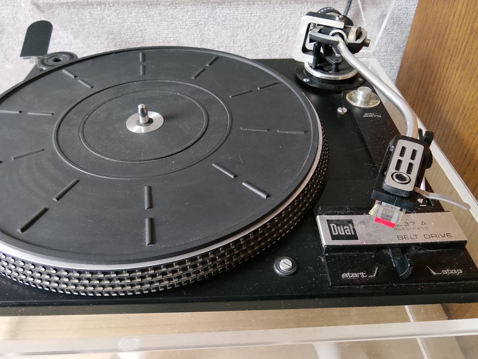 Gramofon Dual 1237a