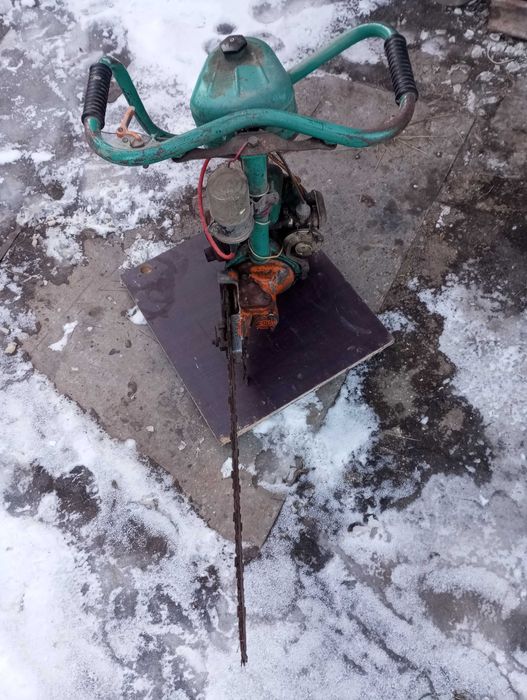 Бензопила дружба.