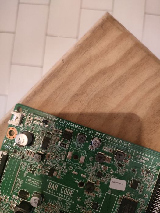 Placa principal LG 32LJ510B (Mainboard usada, 100% funcional)