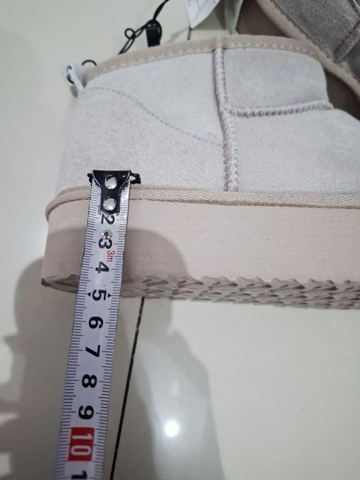 Kremowe buty śniegowce Nowe zimowe botki skora reserved 39