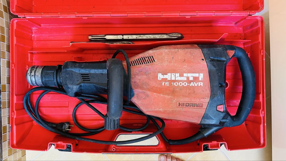 Відбійний молоток Hilti TE1000 AVR