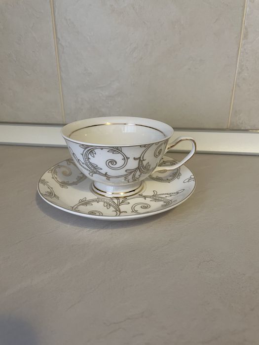 Чашка с блюдцем !