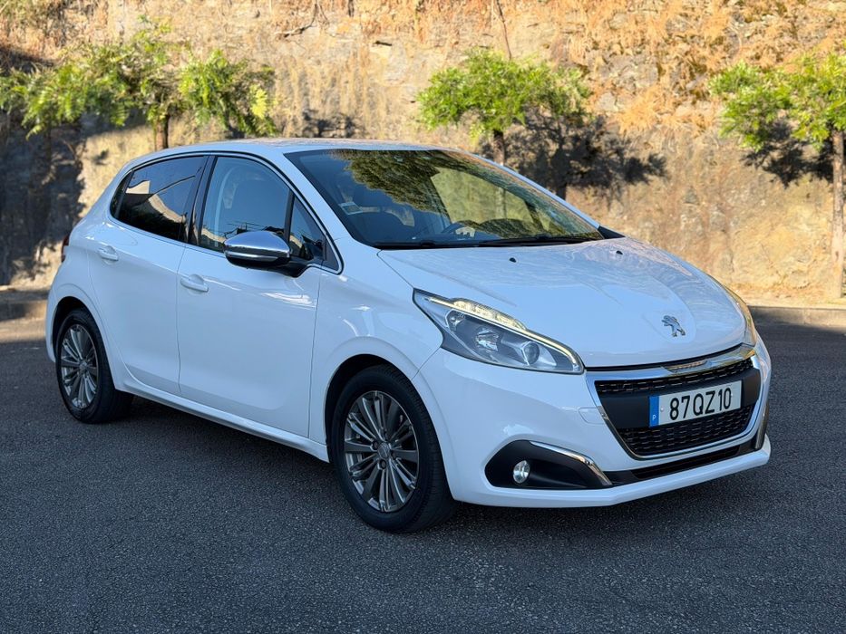 Peugeot 208 allure