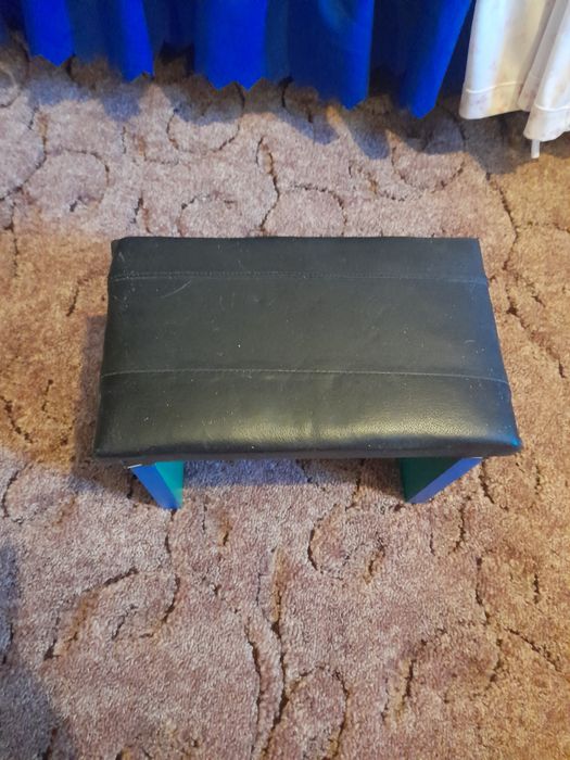 Табурет, стільчик