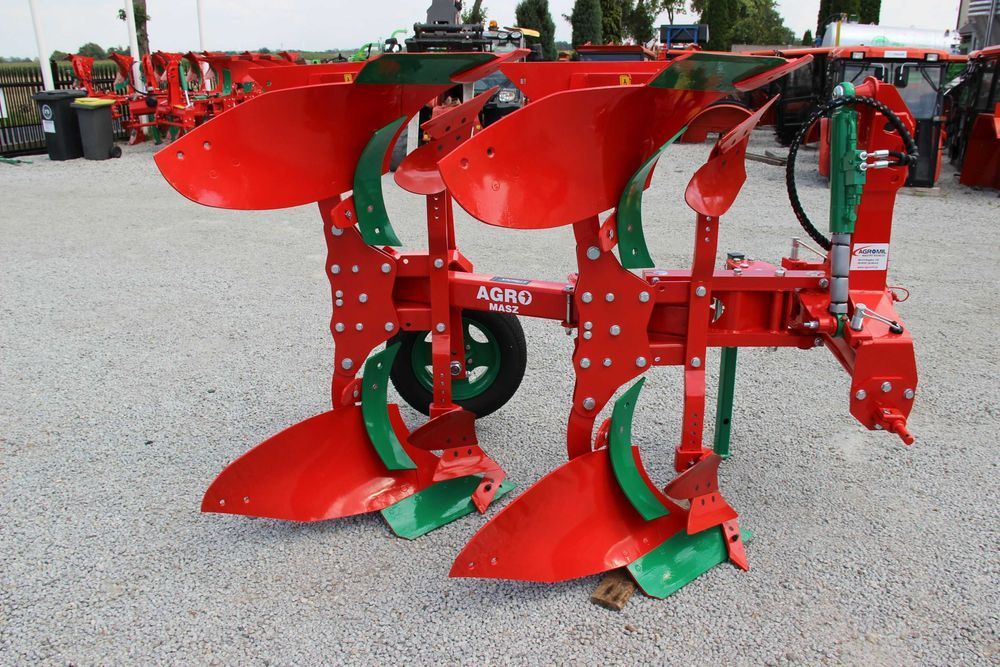 Pług pługi obrotowy obracalny mały Agro-Masz zabezpieczenie