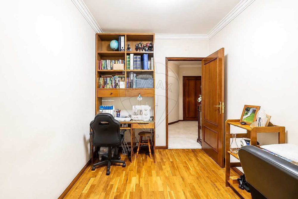 T2+1 Próximo ao Centro da Maia I Garagem Box