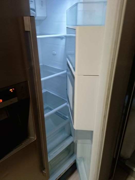 Lodówka side by side