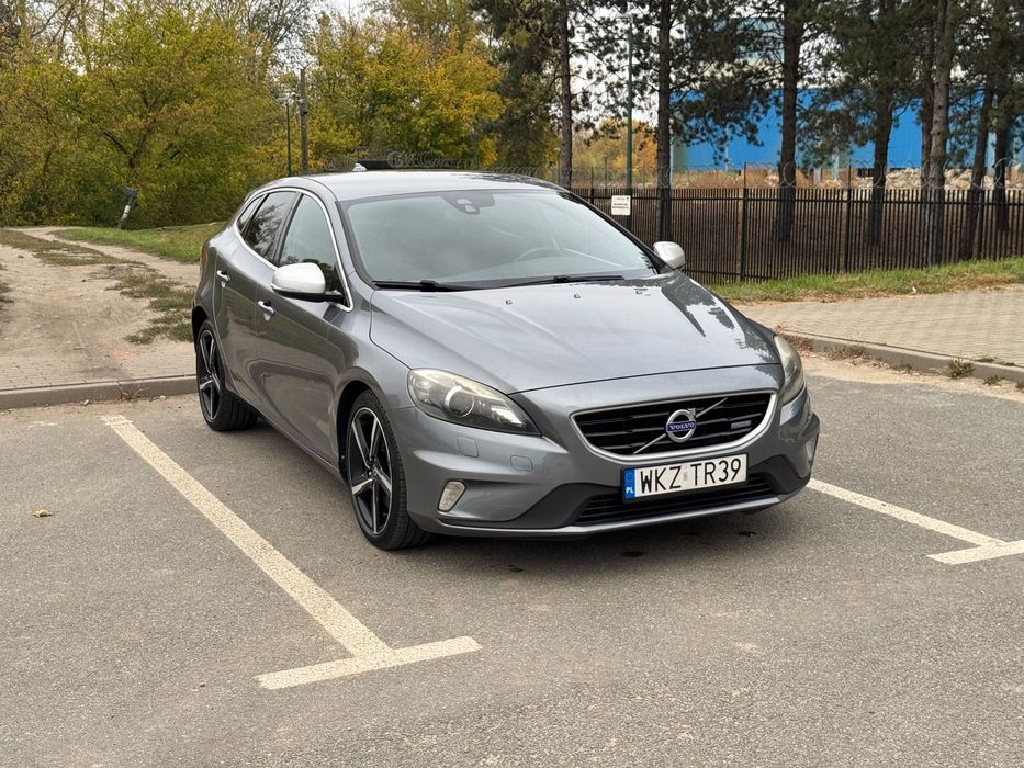 Volvo V40