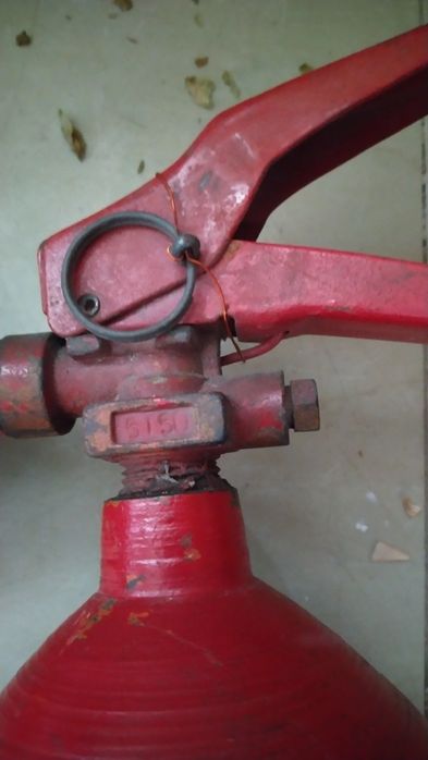 Огнетушитель углекислотный ВВК-2