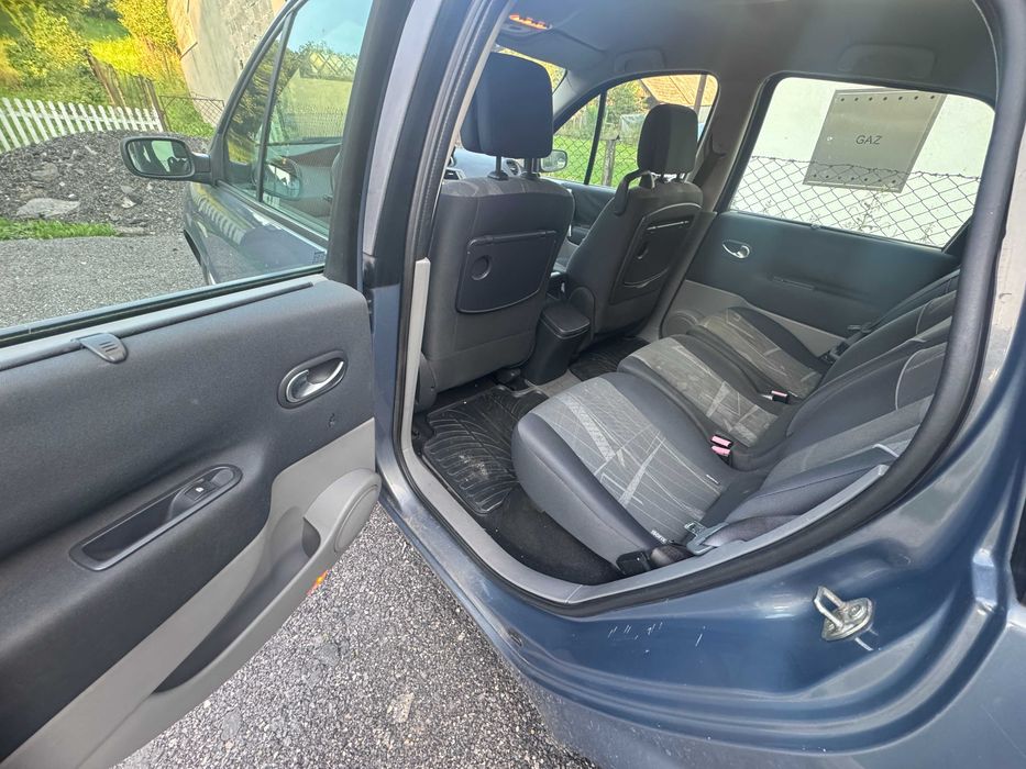 Renault SCENIC  2006r.   1.6  Klimatronic