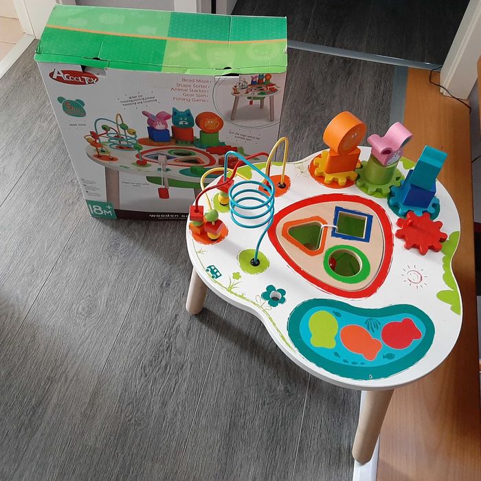 Mesa de actividades em madeira para criança - Acooltoy