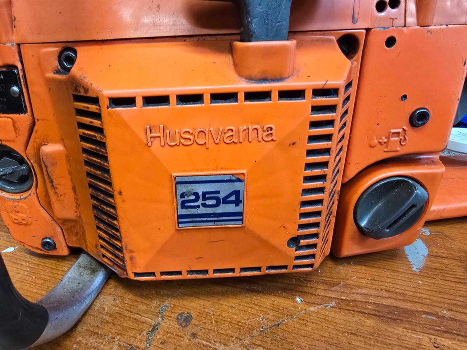 Pilarka Husqvarna 254 piła łańcuchowa spalinowa