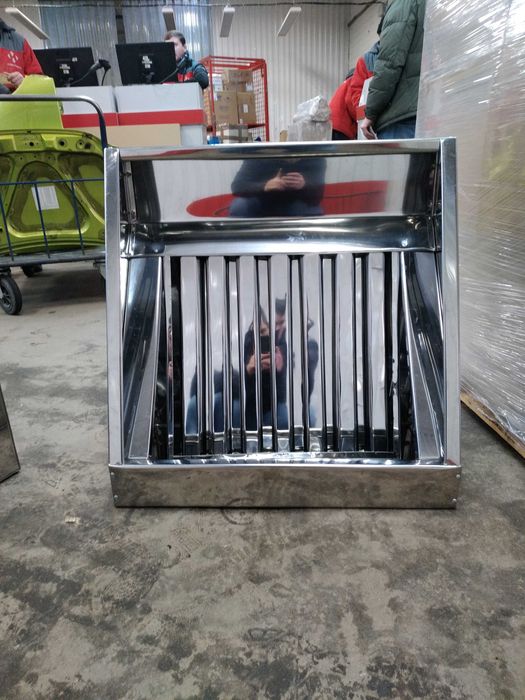 Вытяжка. Вытяжной зонт. Пристенный зонт. Зонт на кухню. Островной зонт