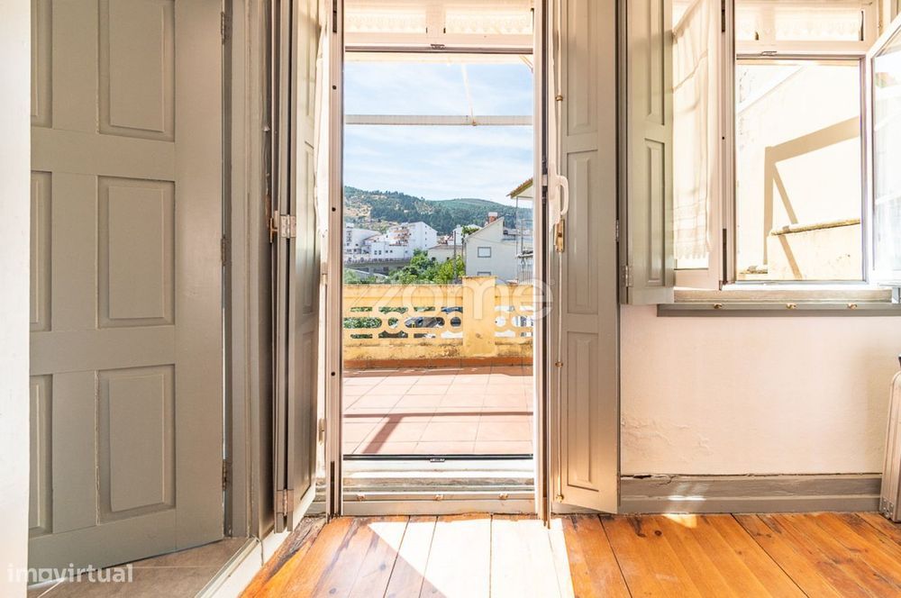 Moradia T4 com 196,8 m² — Centro Histórico de Torre de Moncorvo