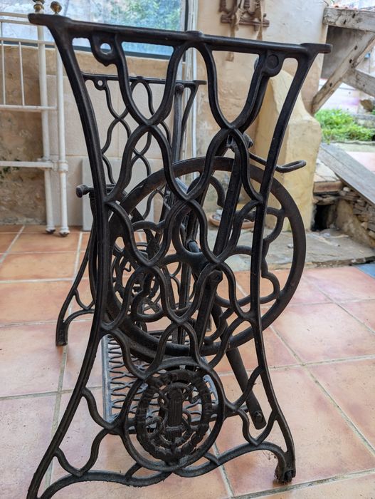 Máquina de costura Singer, antiga