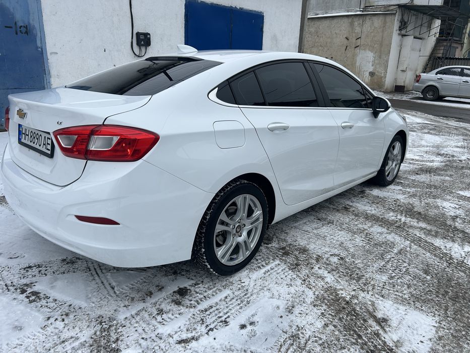 Продам Chevrolet Cruze
