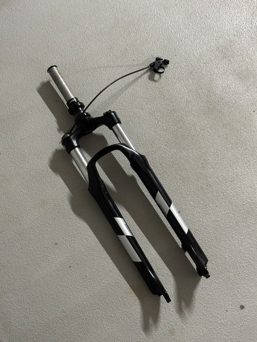 Amortyzator SR Suntour Kross 28 29 cali