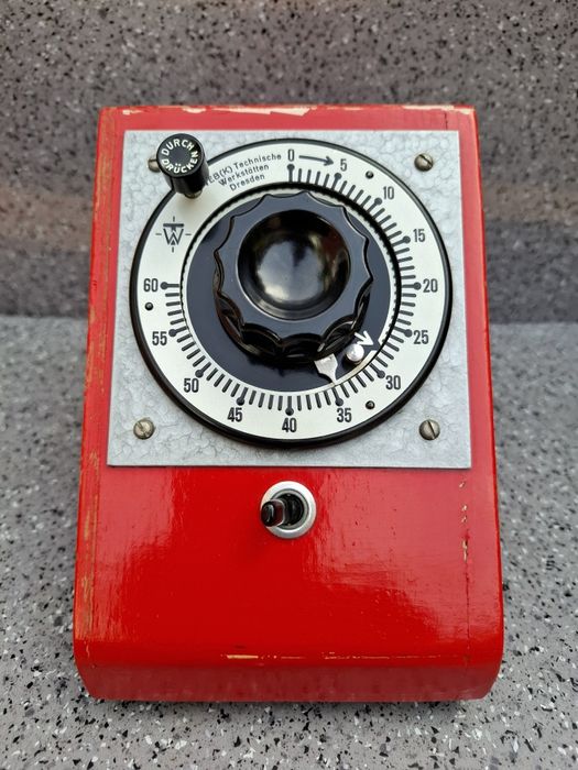 Ciekawe Urządzenie Mechaniczne DDR Drezno - lata 60/XXw