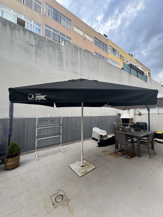 Vendo 2 Chapéus Esplanada (Marca: Sumol)