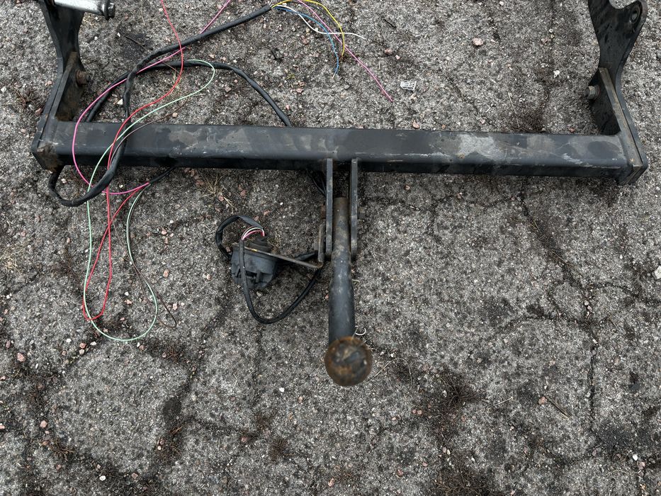 Фаркоп Laguna 3 Лагуна причипне