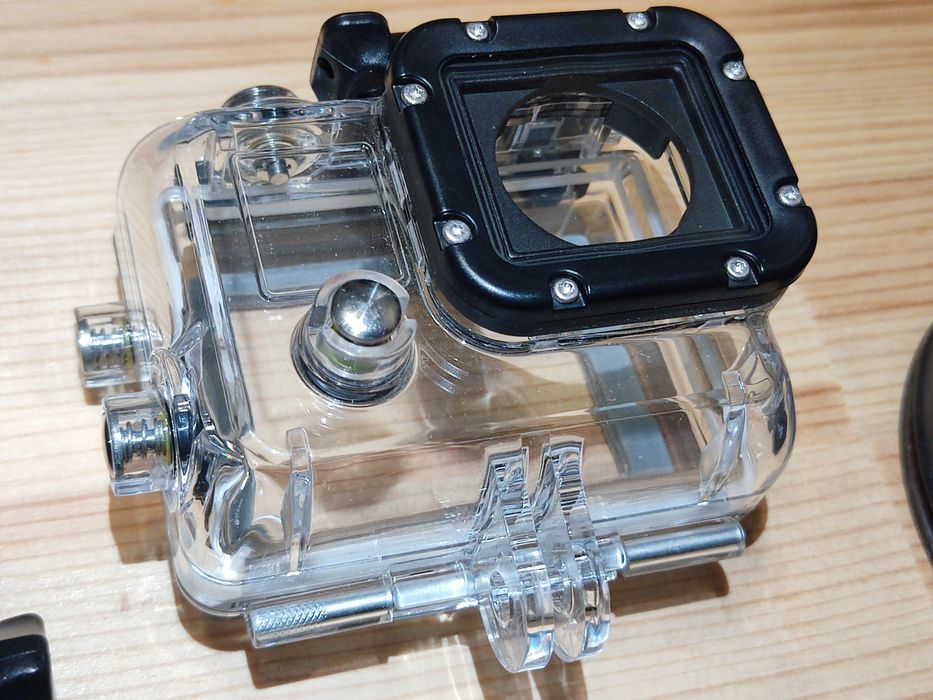 GoPro hero 7 black + батарея, бокси, кріплення, пульт