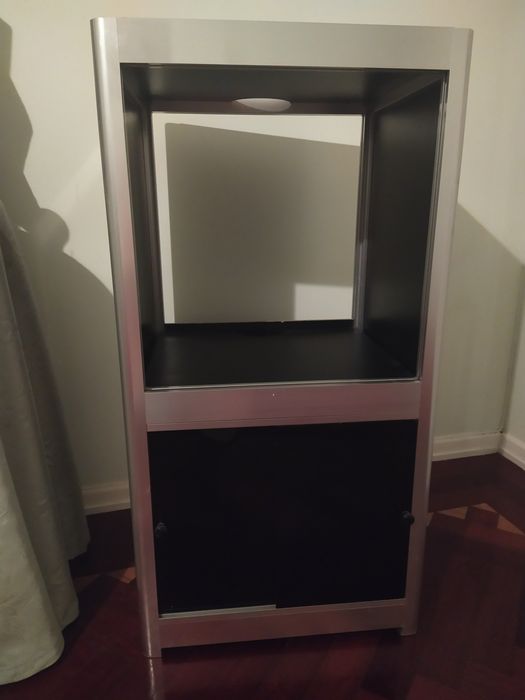 Móvel hifi - TV em alumínio