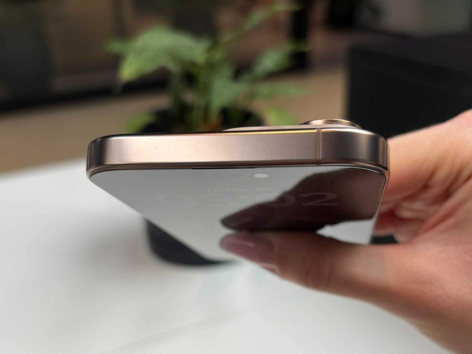 iPhone 16 Pro 256 GB Desert Titanium | 2 lata gwarancji