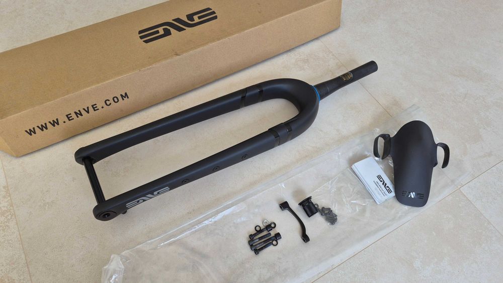 Sztywny widelec MTB ENVE Fork 29" BOOST tapered 1,5"  15x110