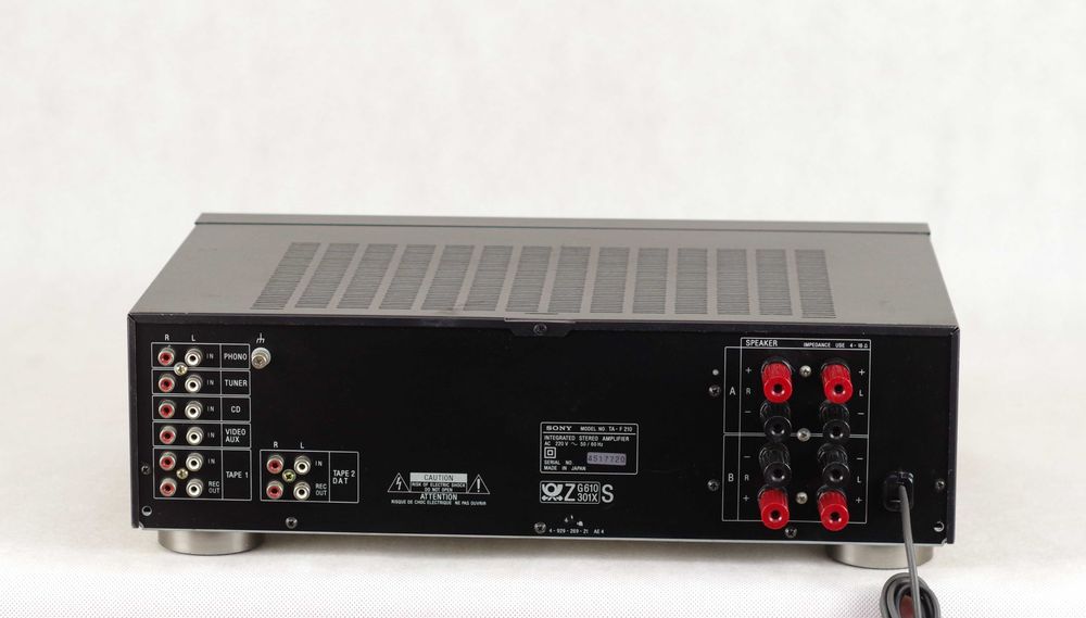 Wzmacniacz Sony F210 wejście gramofonowe.