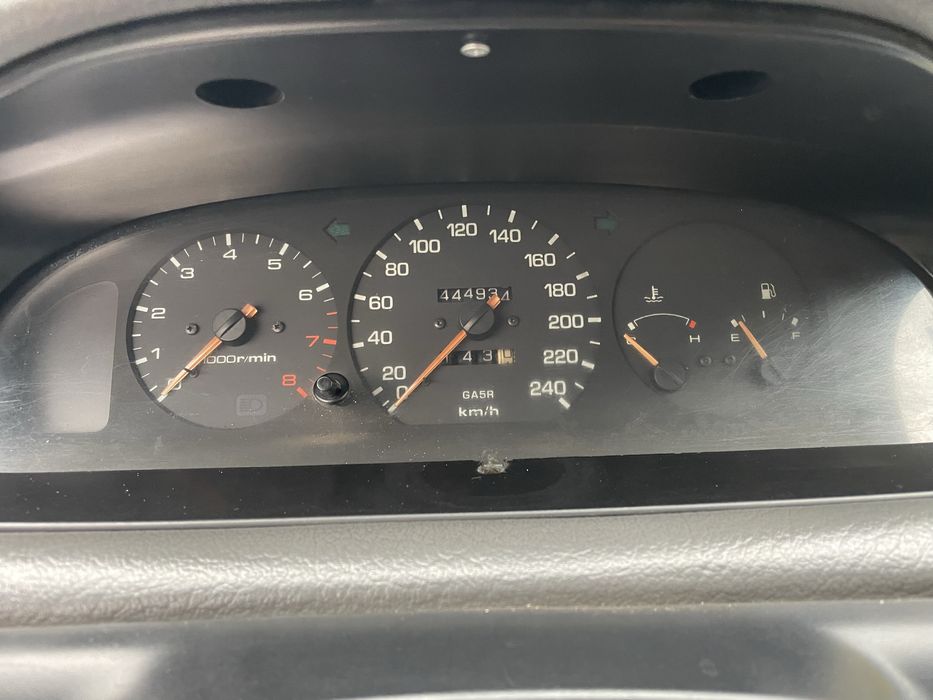 Продам мазда 626