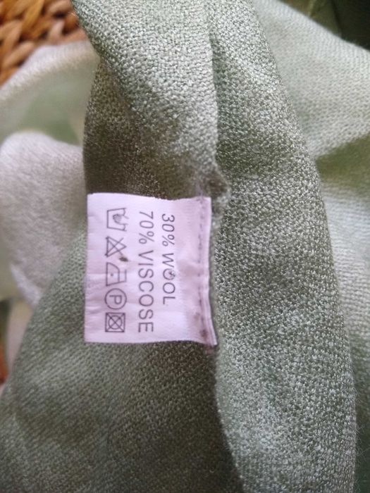 Elegancki bardzo duży damski szal z dodatkiem wełny, 30% Wełna