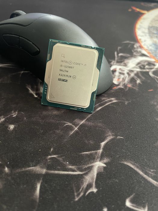Intel i5-12500t
