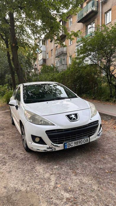 Peugeot 207, 2011 року, Дизель